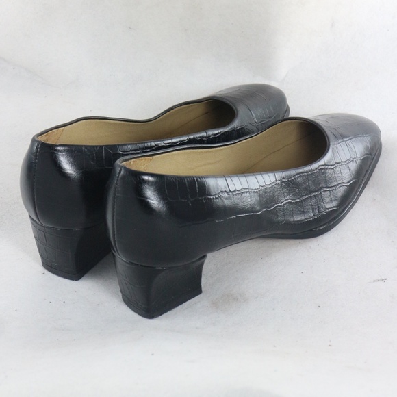 Easy Spirit Shoes Easyspirit Black Croc Embossed Leather Heels